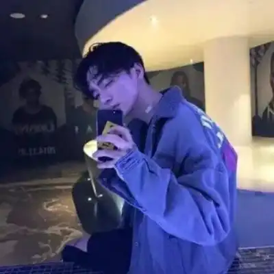 闻皎月